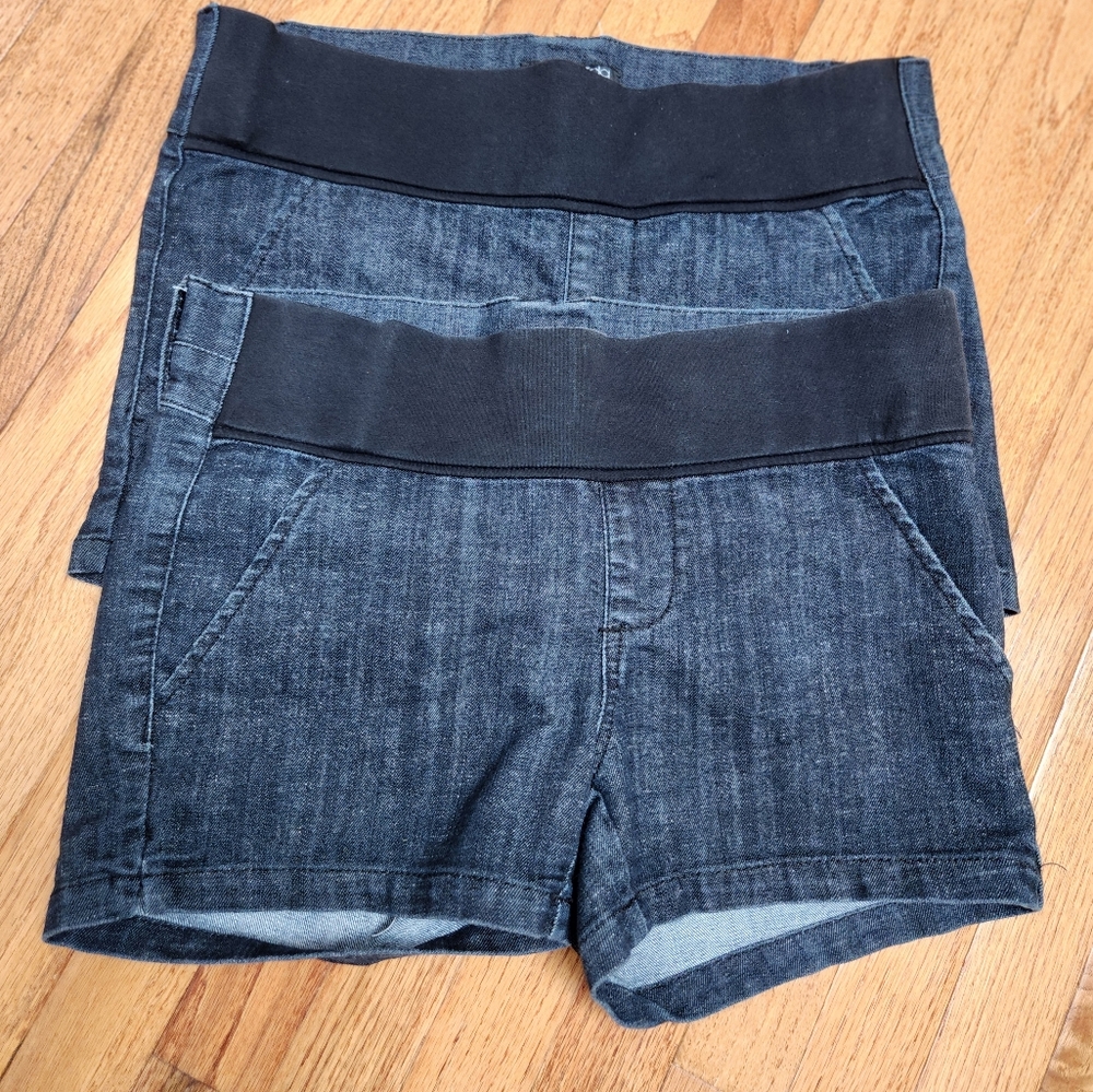 Bella Vida Maternity Shorts Set of 2